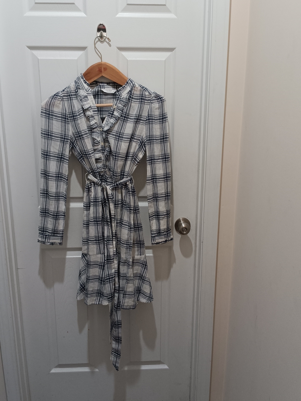 Lucky Brand White and Navy Plaid Long Sleeve Wrap Dress